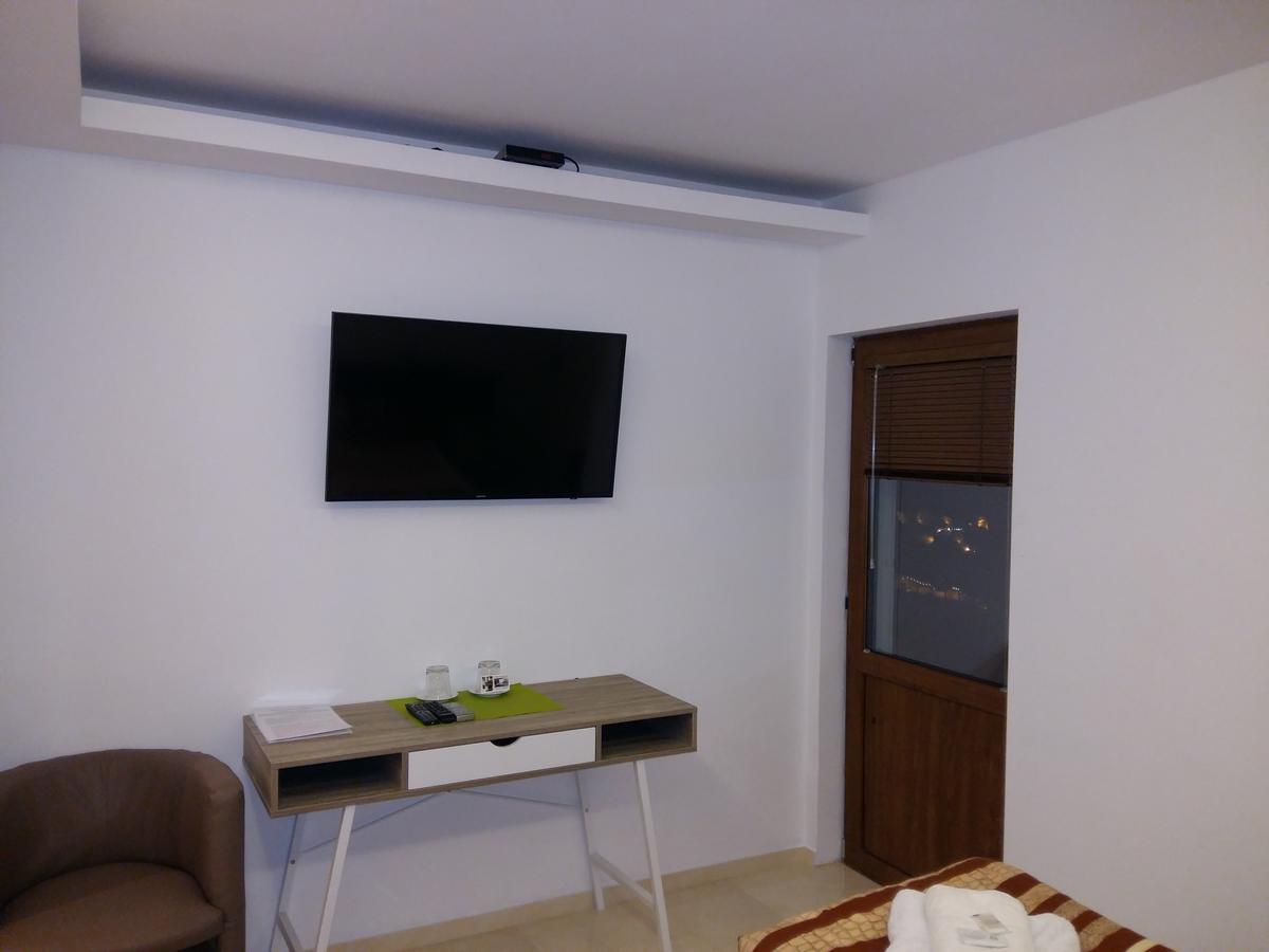 Guest House Harmony 大特尔诺沃 外观 照片