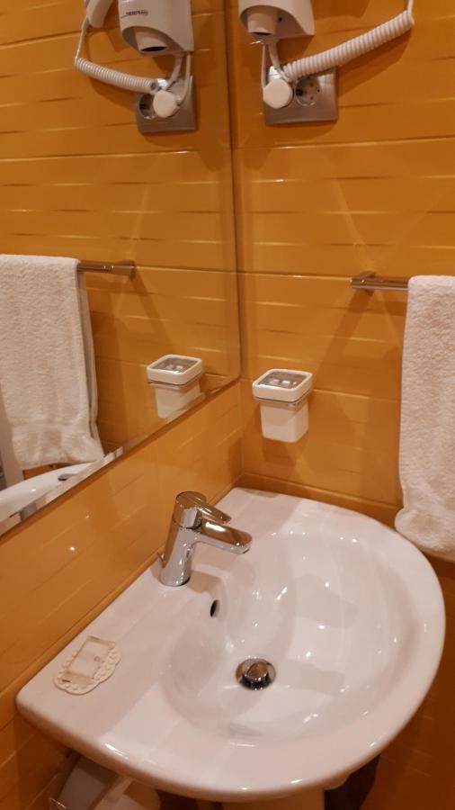 Guest House Harmony 大特尔诺沃 外观 照片